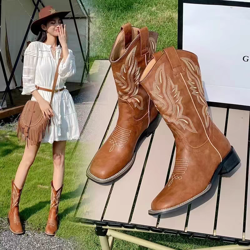 Martin Boots And Skirts Are Fashionable And Youthful