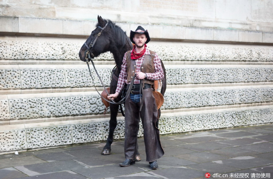 Western Cowboy Riding Boots Under The Star Effect: The New Trend Of Fashion