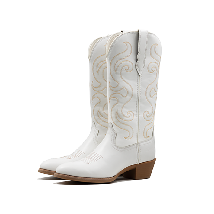 Why Riding Boots Are Becoming More And More Popular In Young People