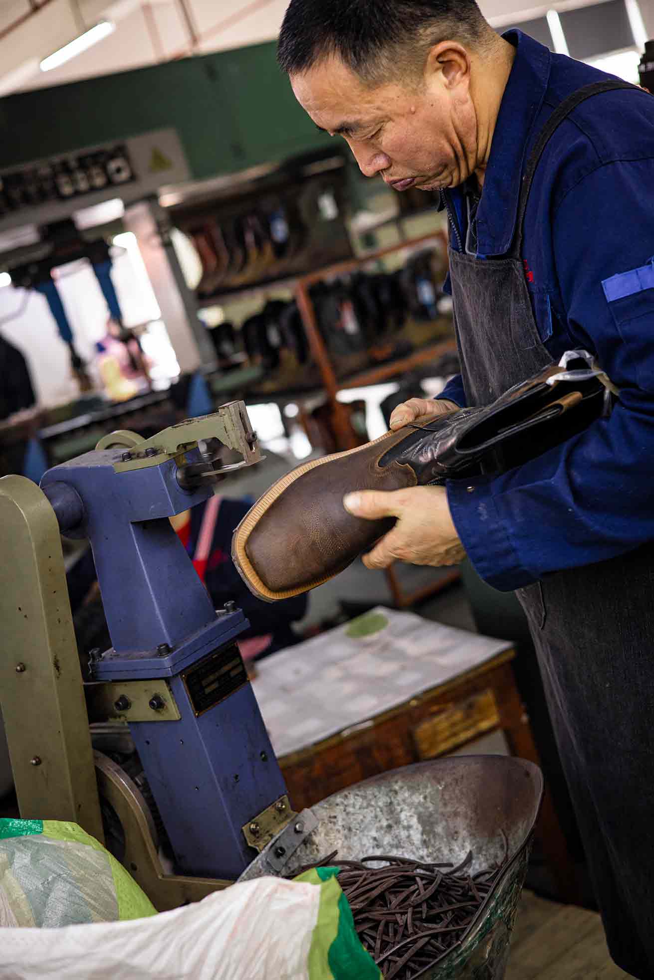 Shoes And Boots Manufacturers Make It Easy For You To Play With A Variety Of Styles