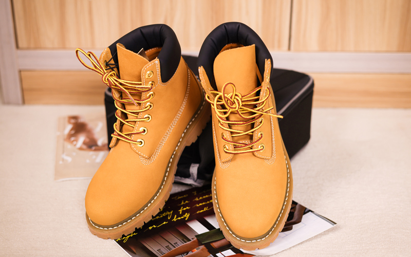 Explore The Inspiration For Wearing Bumblebee Riding Boots With Shoes And Boots Manufacturers