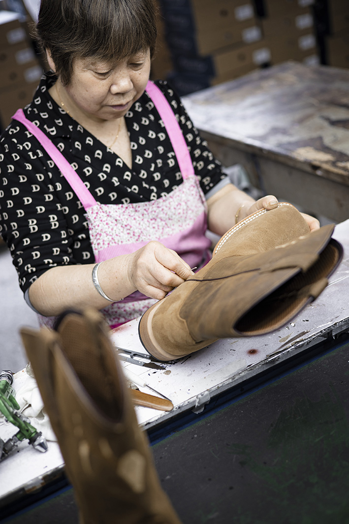 How to care for and clean riding boots