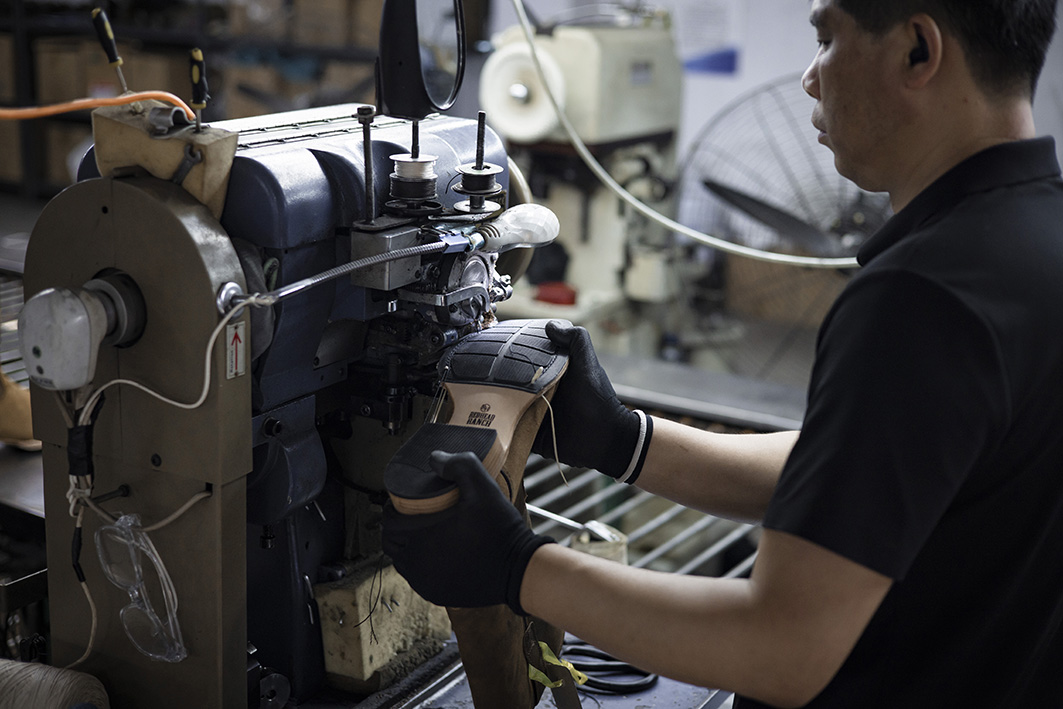 Talent Strategy Of Shoes And Boots Factory - Dual Driving Of Craftsmanship And Innovation