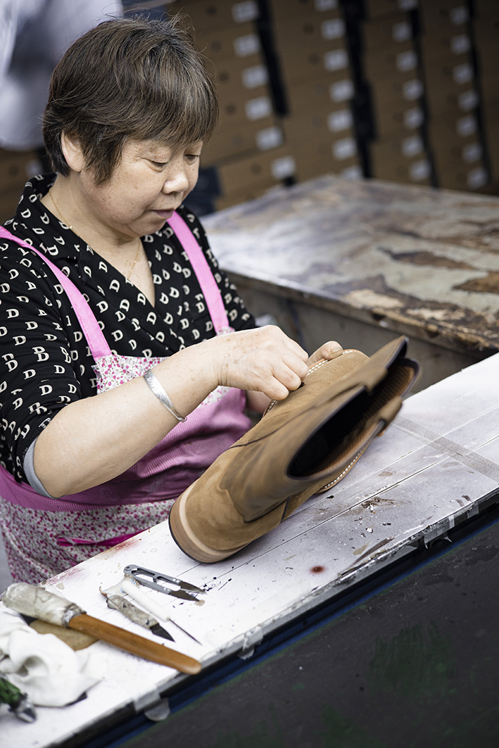 DIY Decorations And Makeovers For Riding Boots