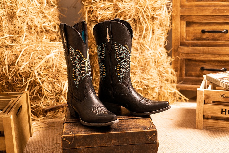 The Fashion Collision Of Riding Boots And Fur